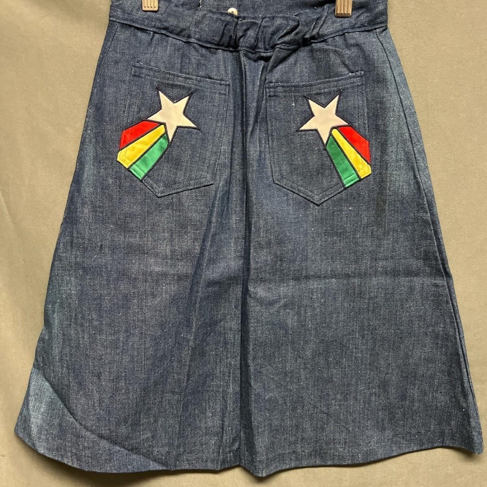 Vintage Denim Skirt  Star and Rainbow Pockets Jean skirt 70s denim
